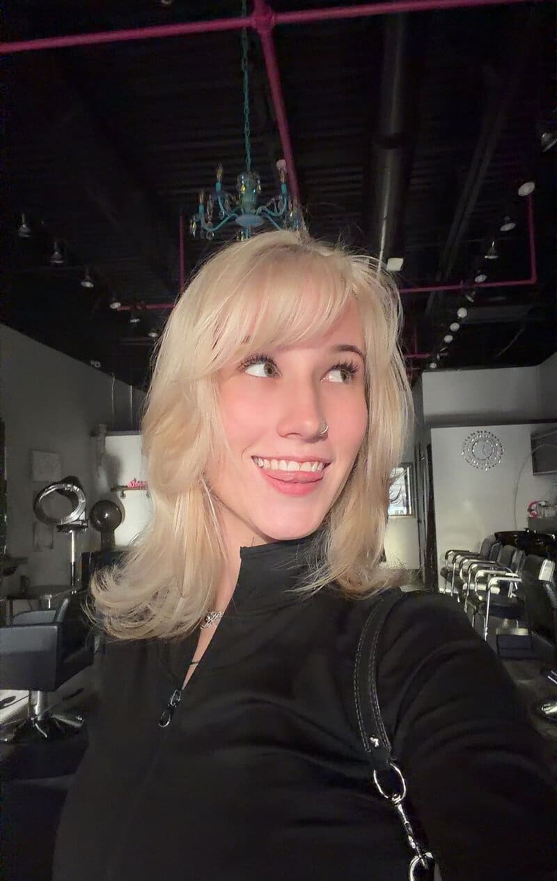 Gabby at Salon 131
