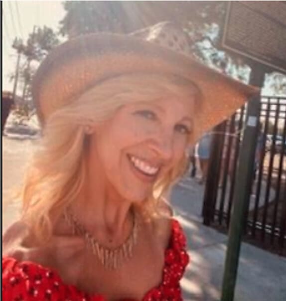 Marion - Licensed Esthetician, Salon 131 & Facial Spa Marion, Licensed Esthetician at Salon 131 & Facial Spa in Seminole FL